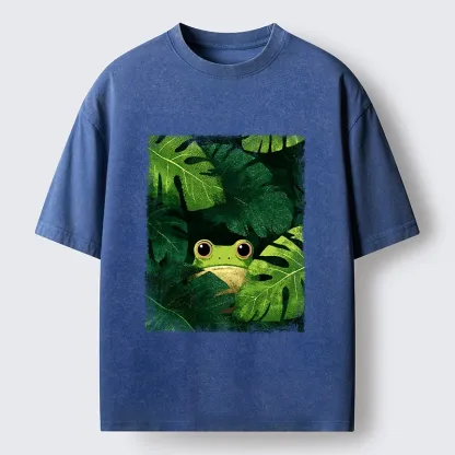 Magmoo Frog Hiding In Green Leaves Washed T-Shirt