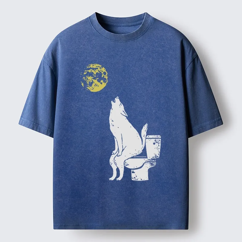 Magmoo Wolf Howling At Moon On Toilet Washed T-Shirt-Magmoo