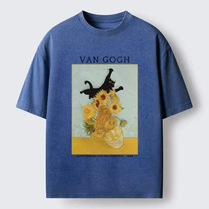 Magmoo Cat Attacks Vase Washed T-Shirt