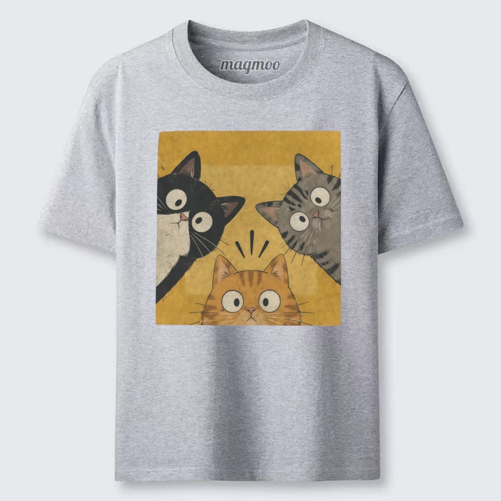 Magmoo Vintage Funny Curious Cats Classic T-shirt