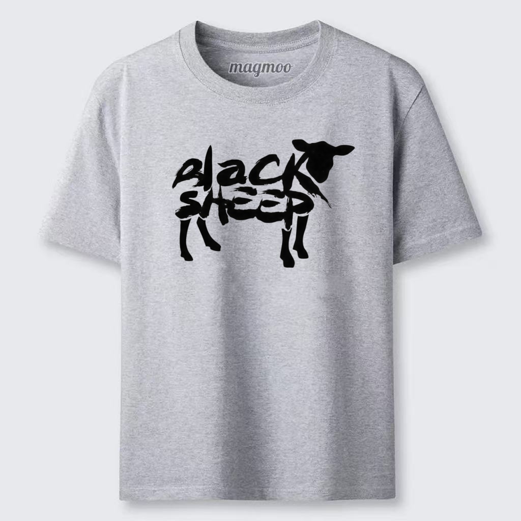 Magmoo Black Cat Claw Classic T-shirt