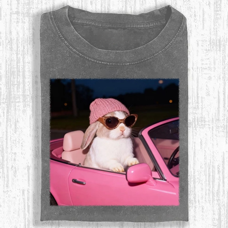 Fashion Bunny Cruising In Pink Car Retro Washed T-Shirt
