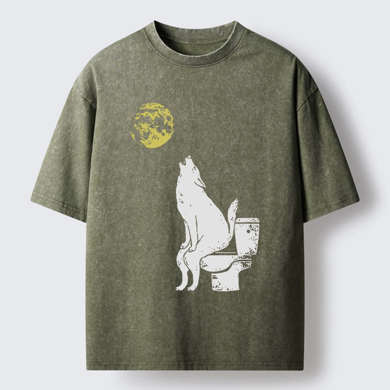Magmoo Wolf Howling At Moon On Toilet Washed T-Shirt-Magmoo