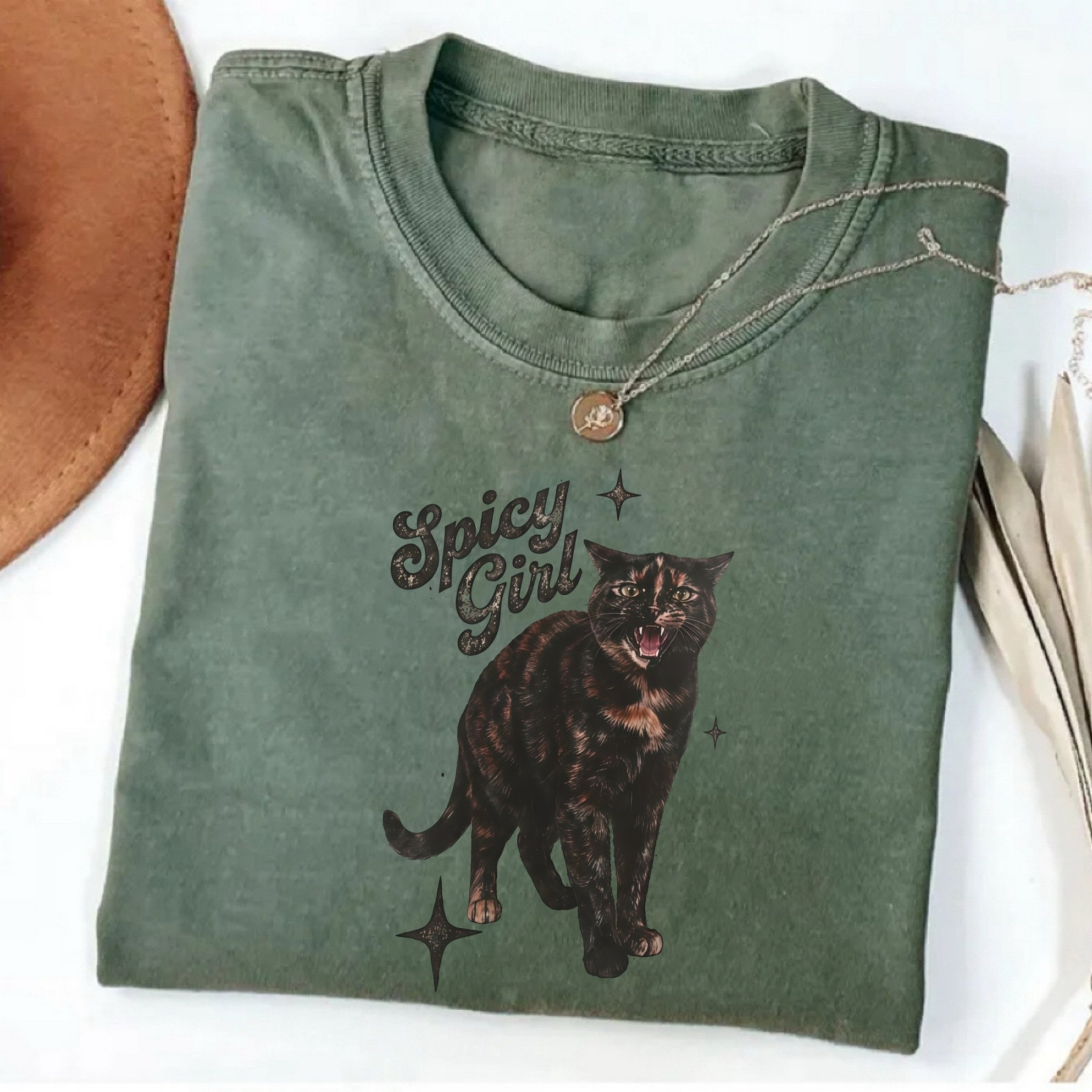 Magmoo Spicy Girl Tortie Cat T-shirt