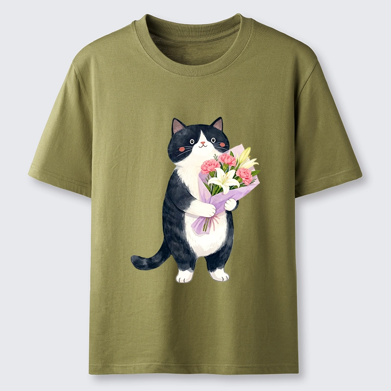 Magmoo Sweet Cat Delivers Flowers Classic T-Shirt-Magmoo