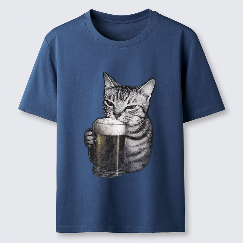 Magmoo Cheers With The Cat Classic T-Shirt