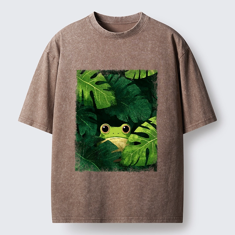 Magmoo Frog Hiding In Green Leaves Washed T-Shirt