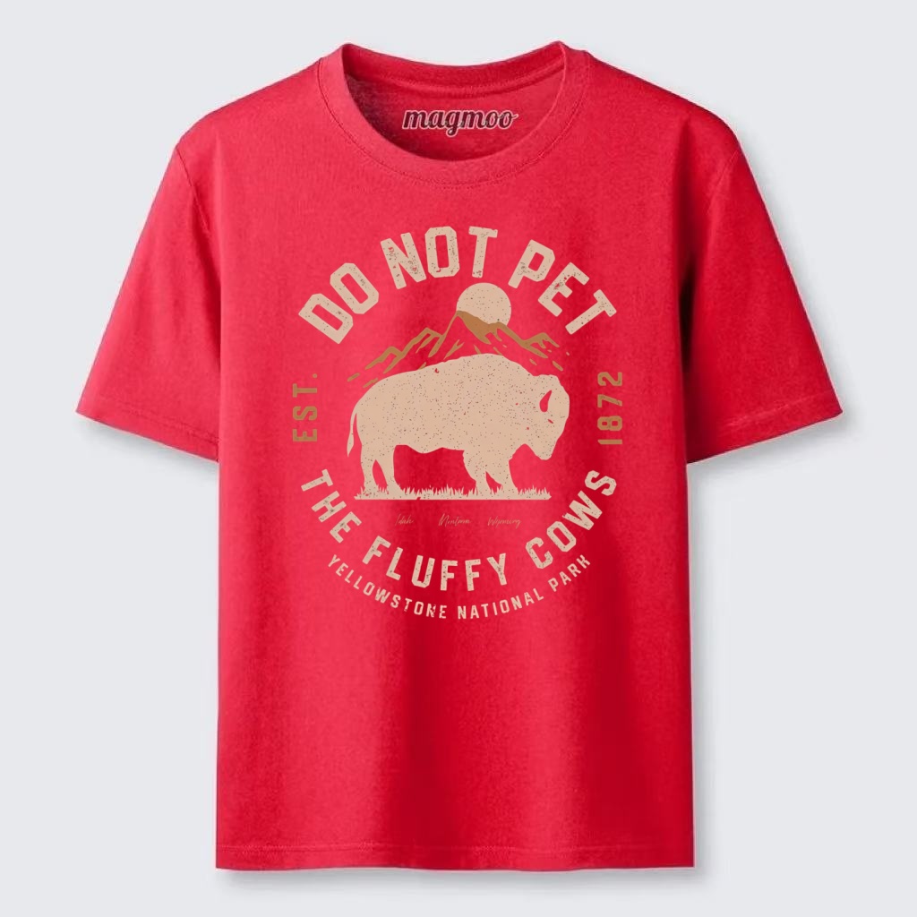 Magmoo Vintage Do Not Pet the Fluffy Cows Classic T-shirt