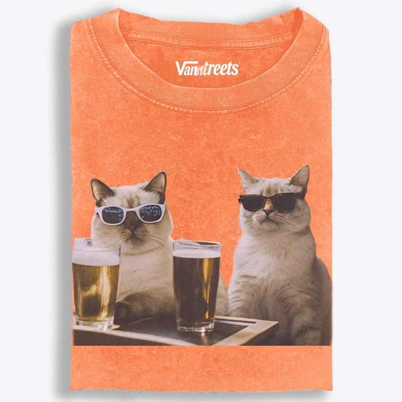 Cats at Bar with Beer Retro Washed T-Shirt