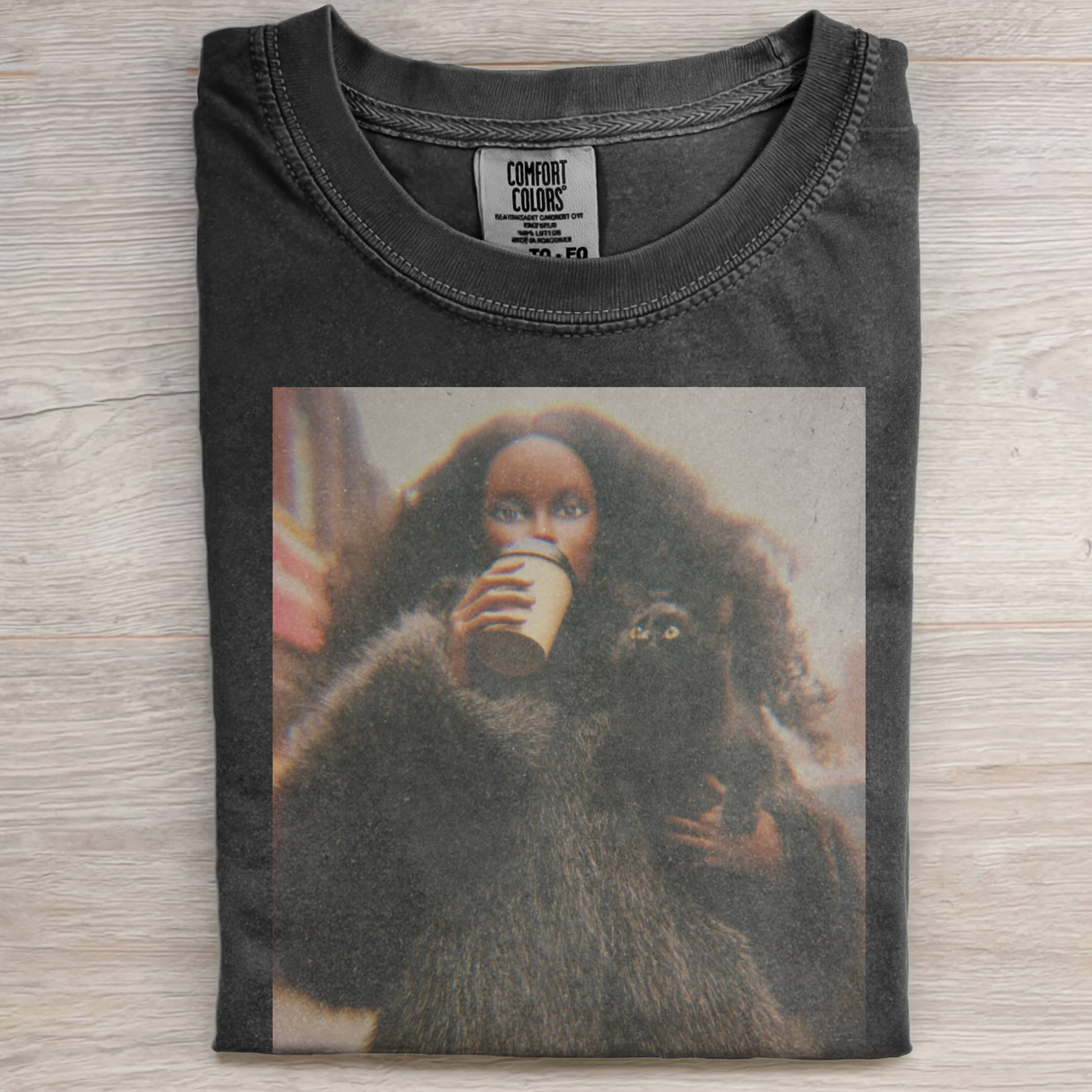 BLACK BARBIECORE AND BLACK CAT TEE-Magmoo