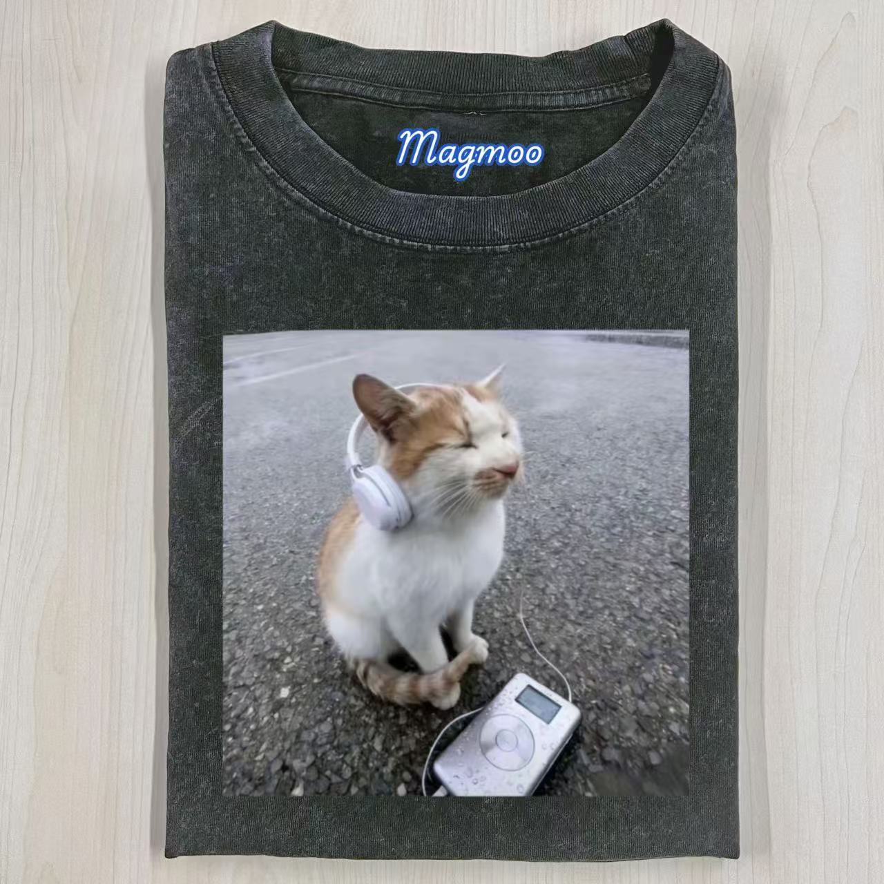 90s Headphone Cat Shirt