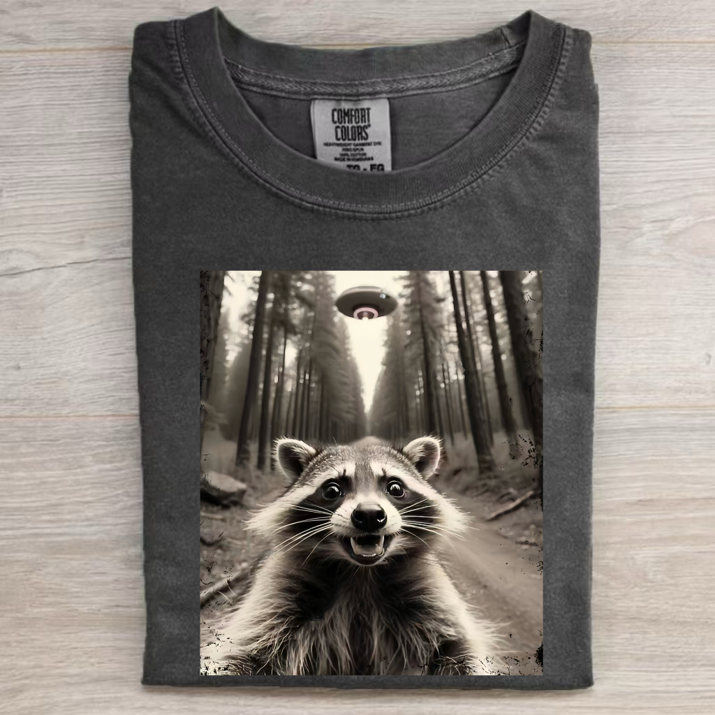 Funny Animal Selfie With UFO Art Acid Wash Shirt/Sweatshirt/Hoodie