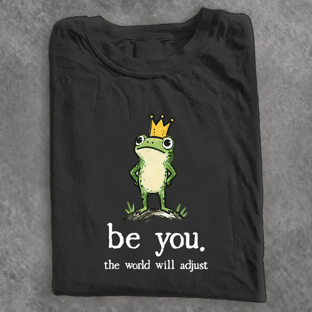 Magmoo Confident Crown Frog T-shirt