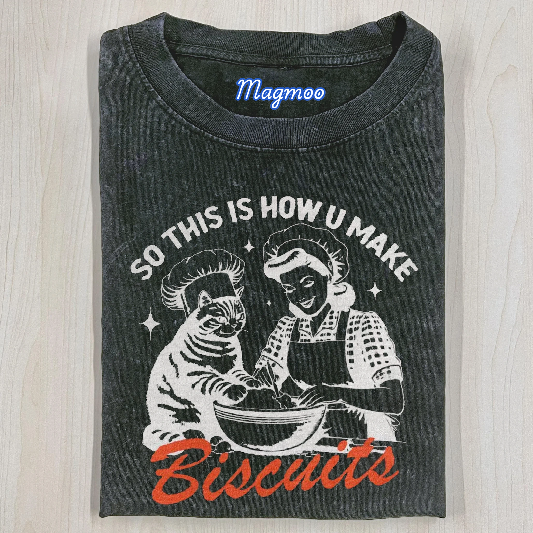 VINTAGE CAT BISCUIT MAKING T-SHIRT