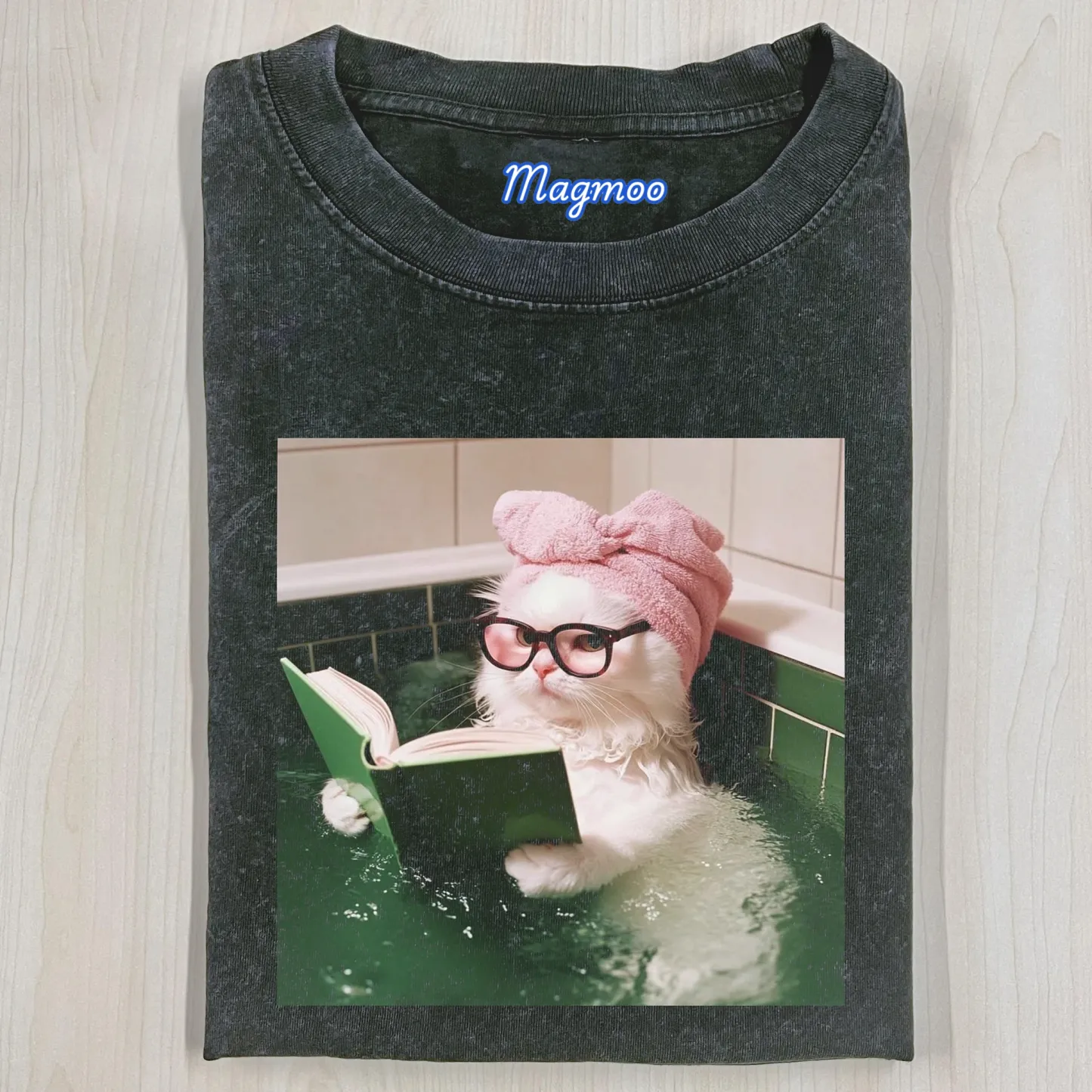 THE CAT WHO STUDIED HARD T-SHIRT-Magmoo
