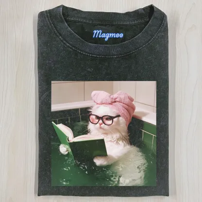 THE CAT WHO STUDIED HARD T-SHIRT-Magmoo