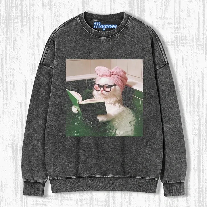 THE CAT WHO STUDIED HARD T-SHIRT-Magmoo