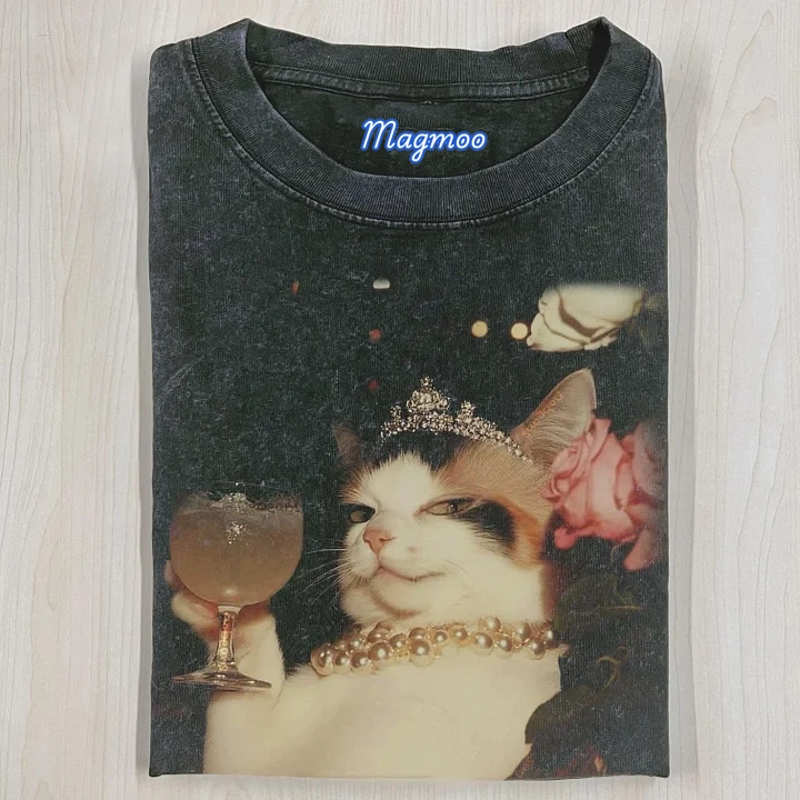 ELEGANT CAT T-SHIRT