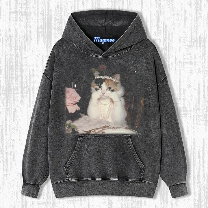 ELEGANT CAT T-SHIRT