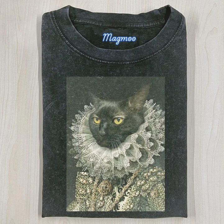 CAT QUEEN T-SHIRT