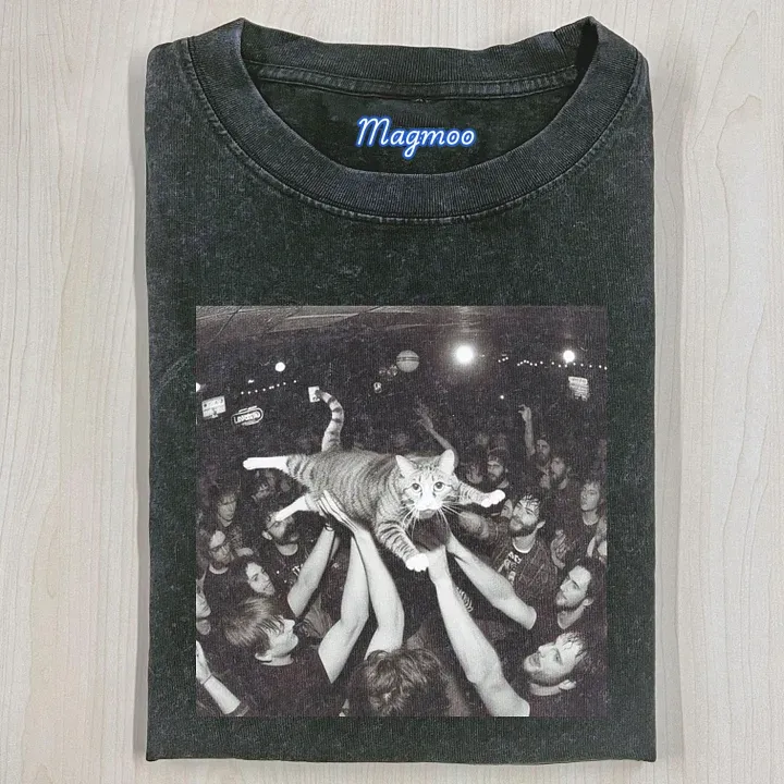 WACKY CAT T-SHIRT-Magmoo