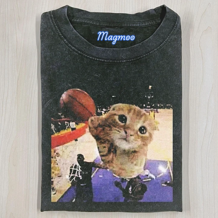 BASKETBALL EXPERT CAT T-SHIRT