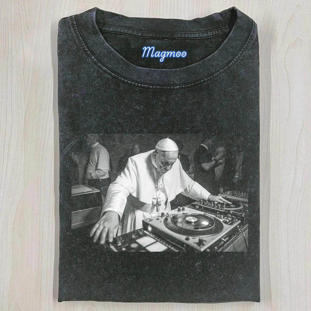 POPE T-SHIRT