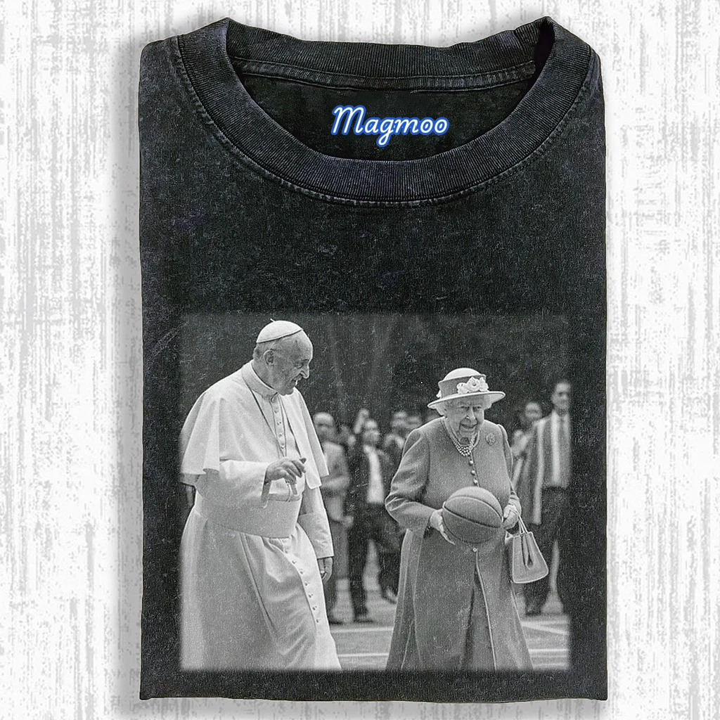 THE CRAZY POPE WASHED T-SHIRT
