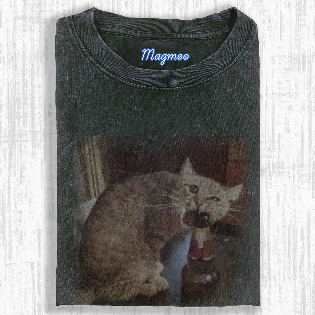 Washed cotton cat T-shirt