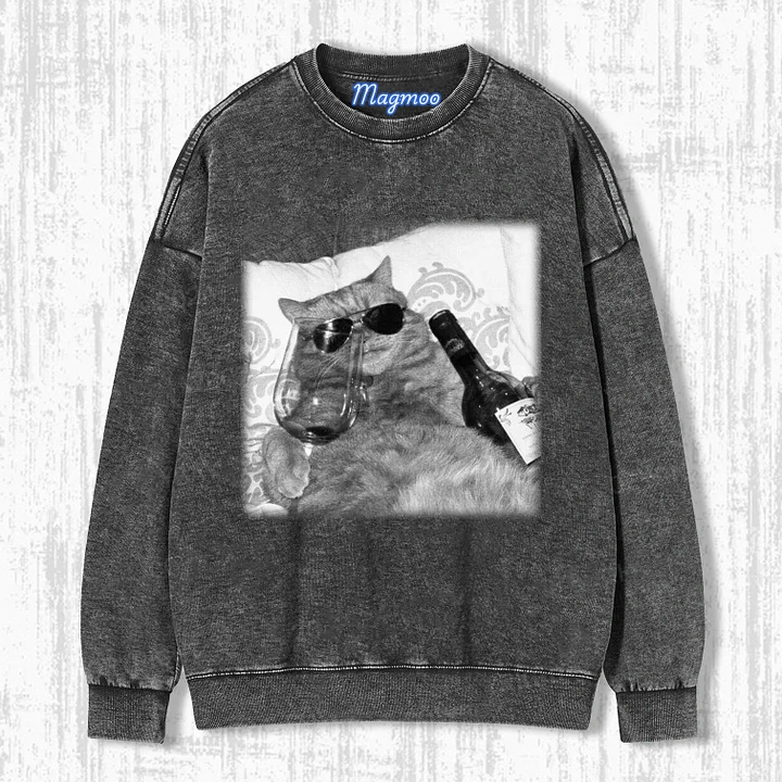 CAT DRINKING T-SHIRT-Magmoo