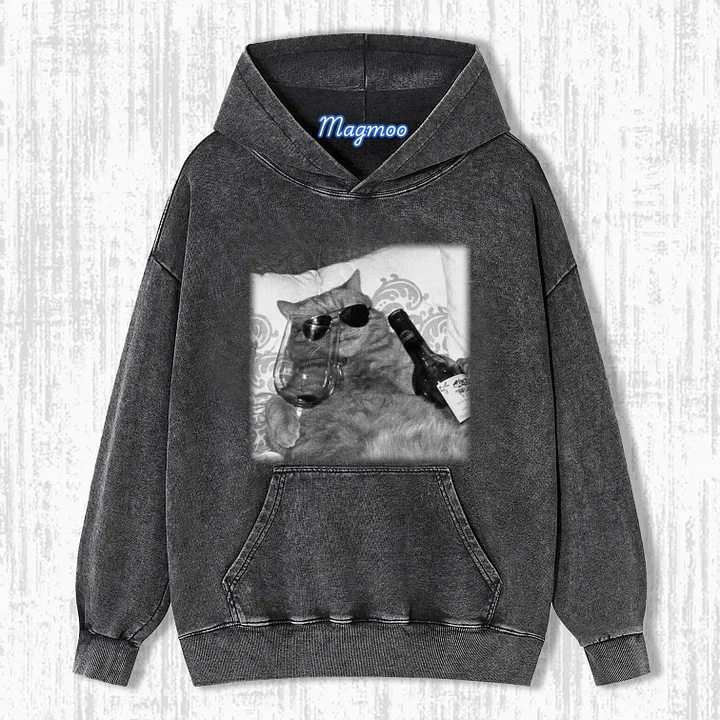 CAT DRINKING T-SHIRT-Magmoo