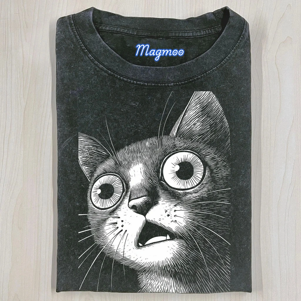 KITTEN SCARE T-SHIRT