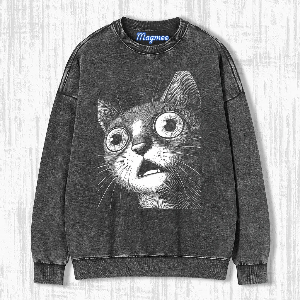 KITTEN SCARE T-SHIRT