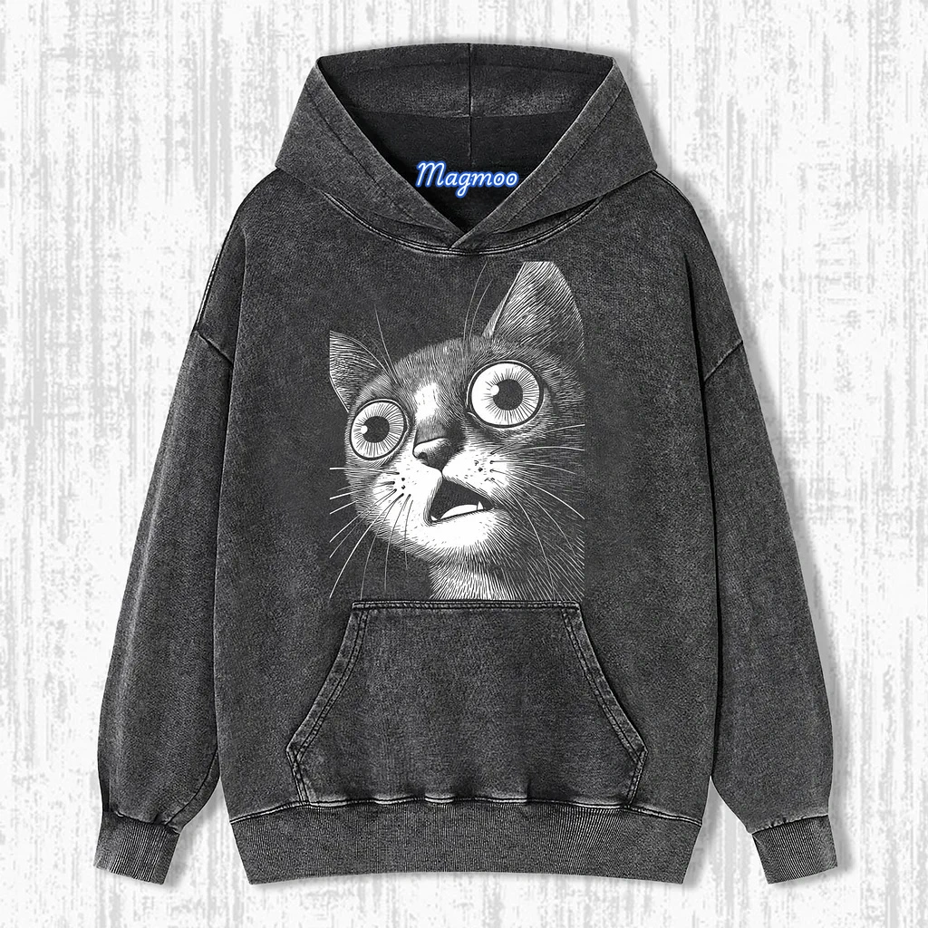 KITTEN SCARE T-SHIRT