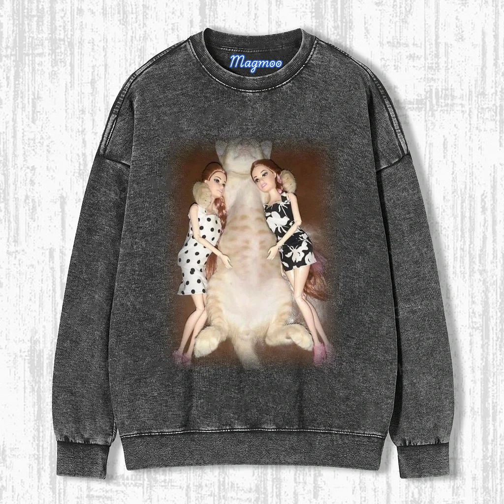 CAT AND BARBIE T-SHIRTS-Magmoo
