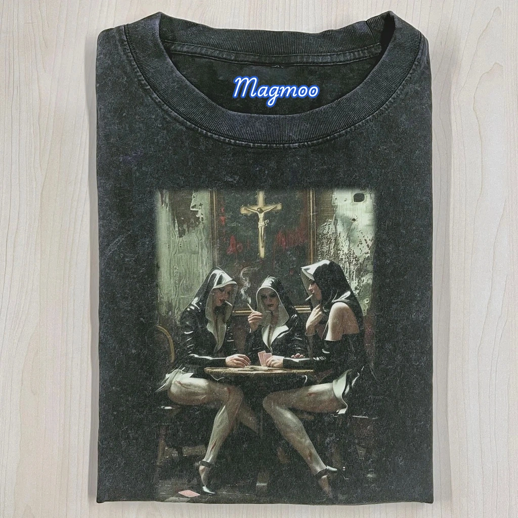 NUNS T-SHIRT