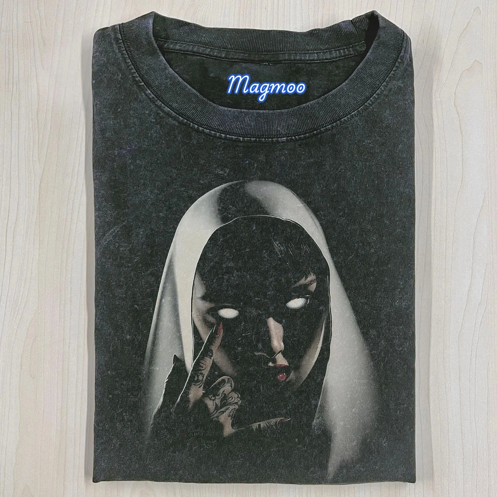NUNS T-SHIRT