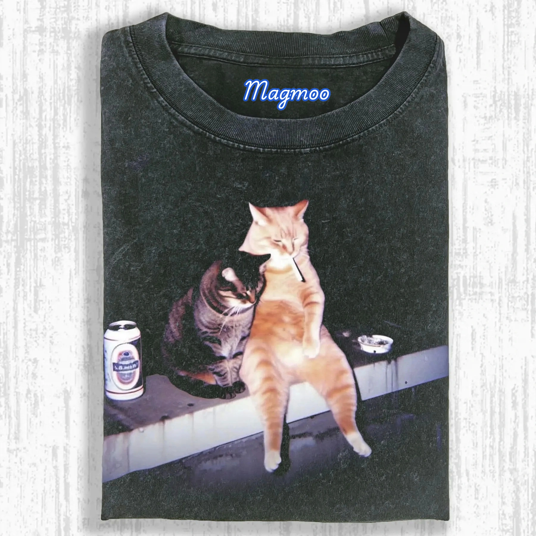 SMOKING CAT T-SHIRT-Magmoo