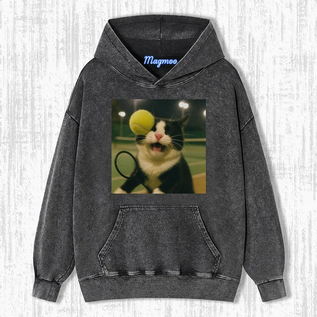 TENNIS BALL CAT T-SHIRT-Magmoo