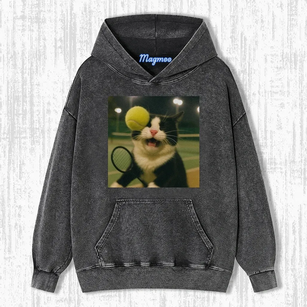 TENNIS BALL CAT T-SHIRT-Magmoo