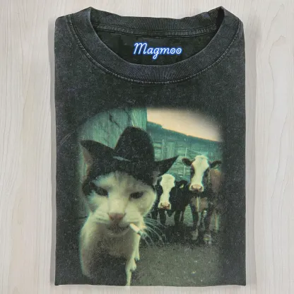 SMOKING CAT T-SHIRT