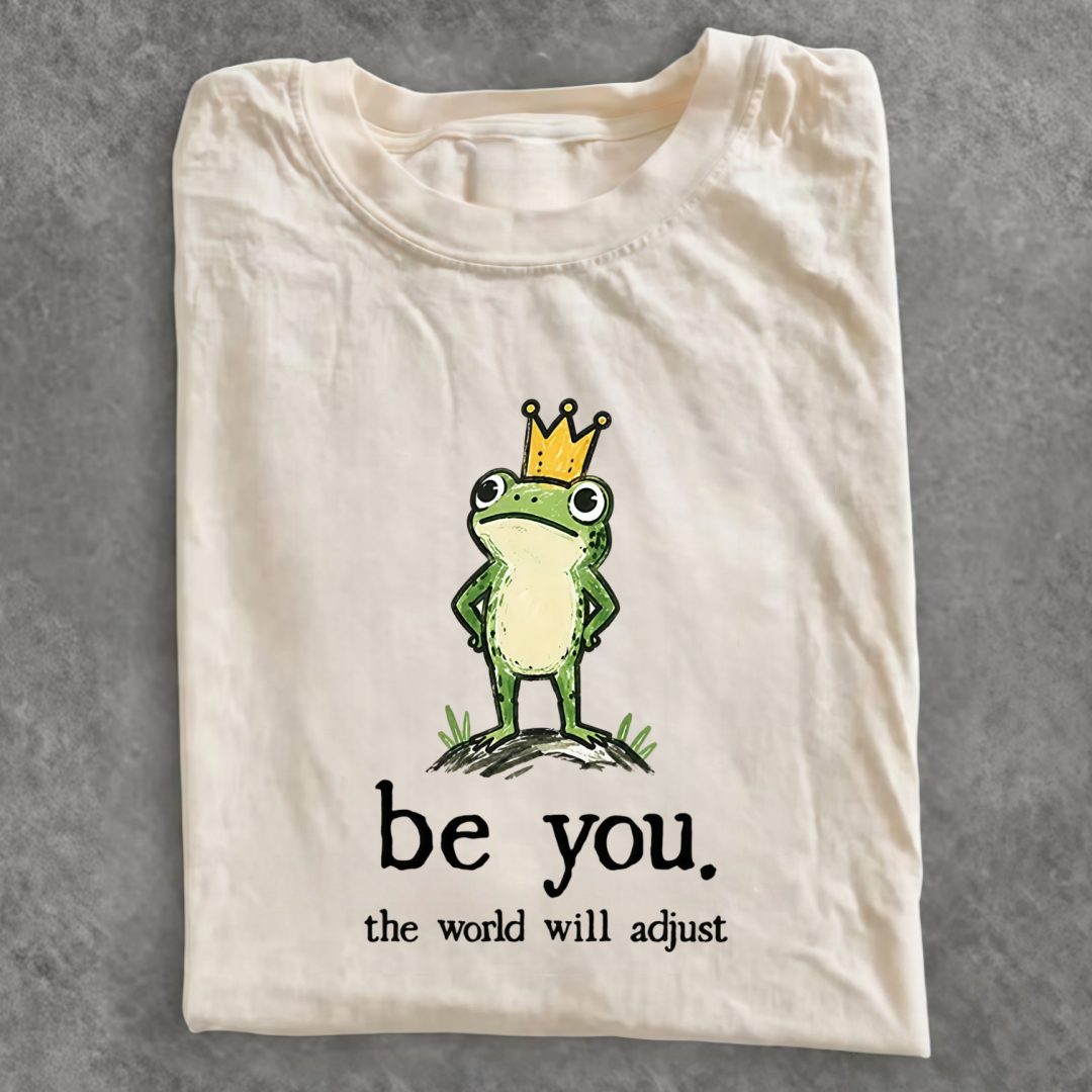 Magmoo Confident Crown Frog T-shirt