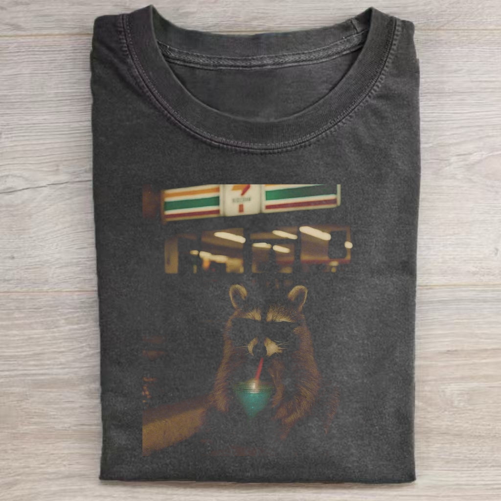 Magmoo 7-Eleven Raccoon T-shirt