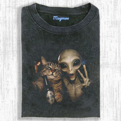 Magmoo Alien Cat Party Meme T-shirt
