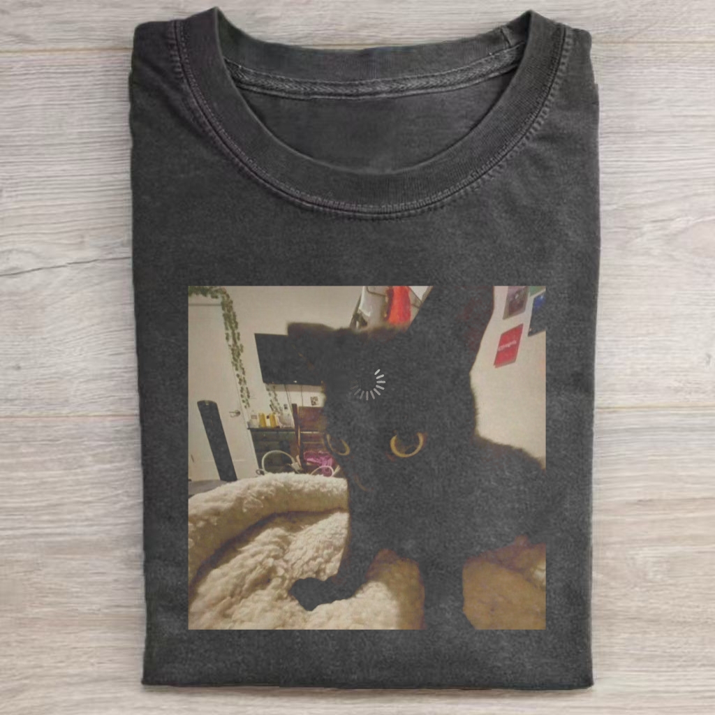 Magmoo Loading Black Cat T-shirt