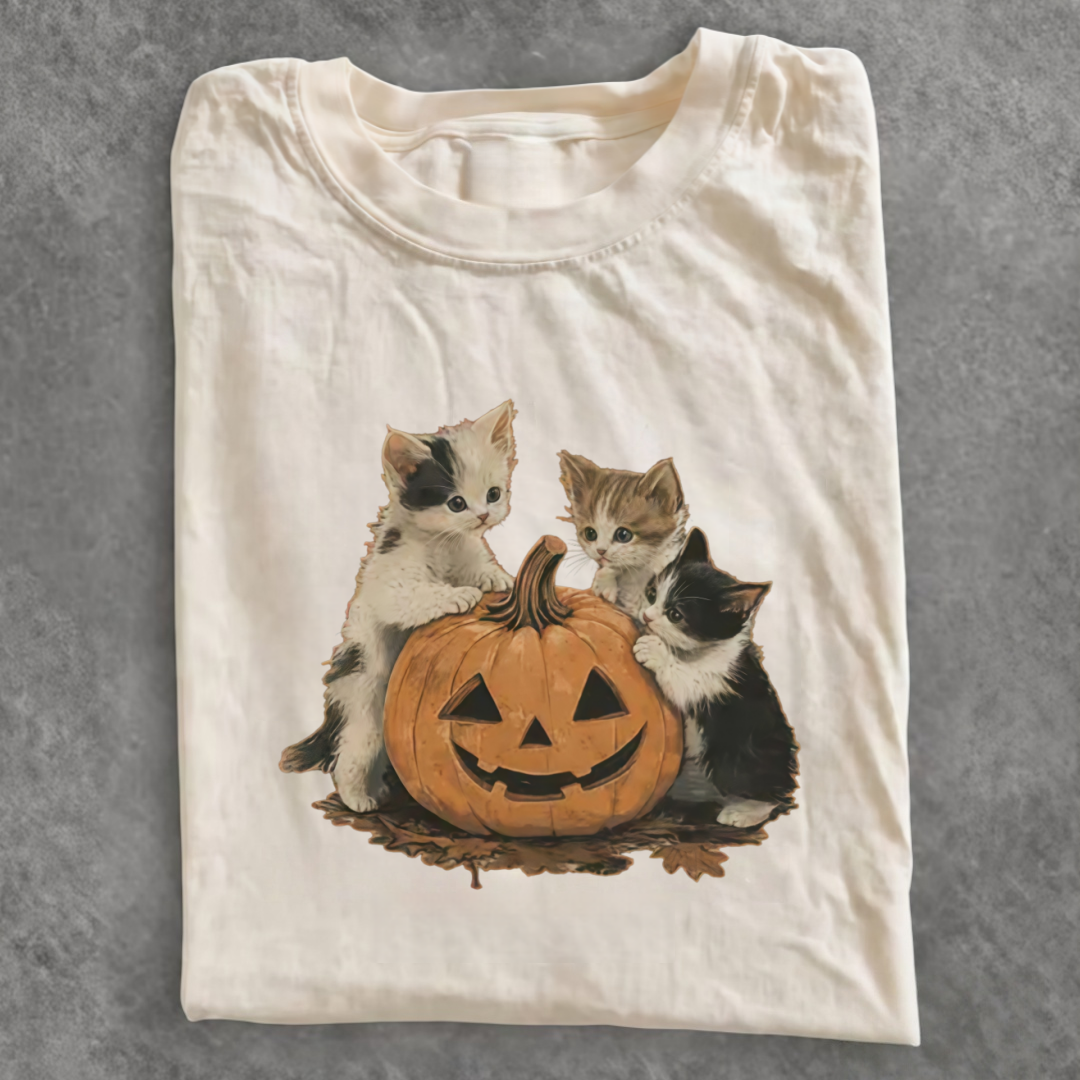 Magmoo Vintage 90s Cat Halloween T-shirt