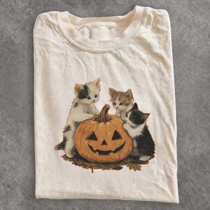 Magmoo Vintage 90s Cat Halloween T-shirt