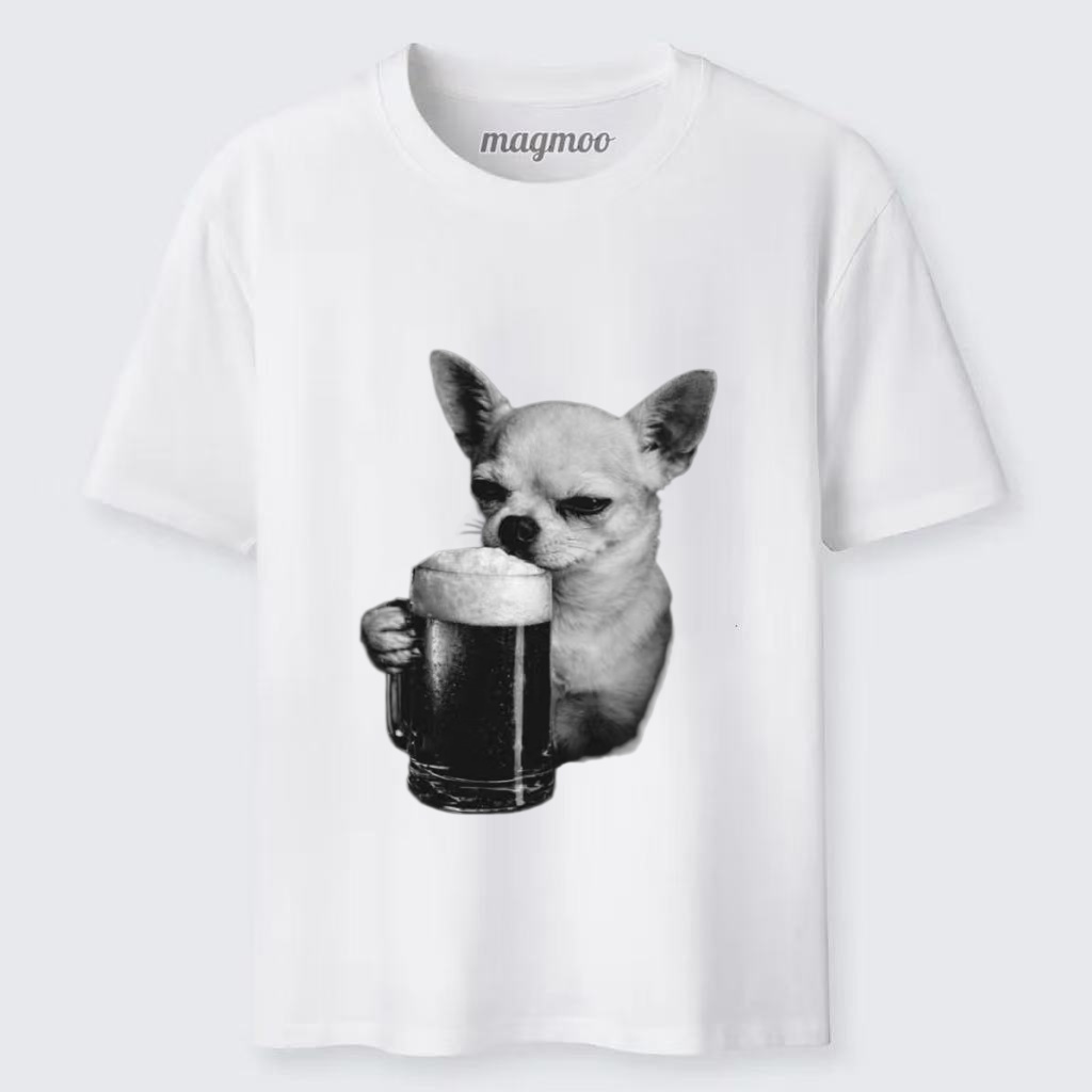 Magmoo Drinking Chihuahua T-shirt