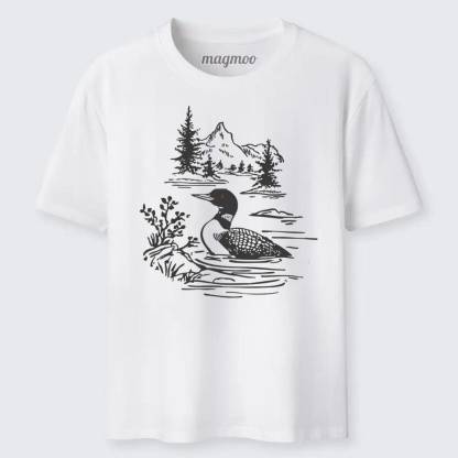 Magmoo Loon Bird Watching Graphic Classic T-shirt