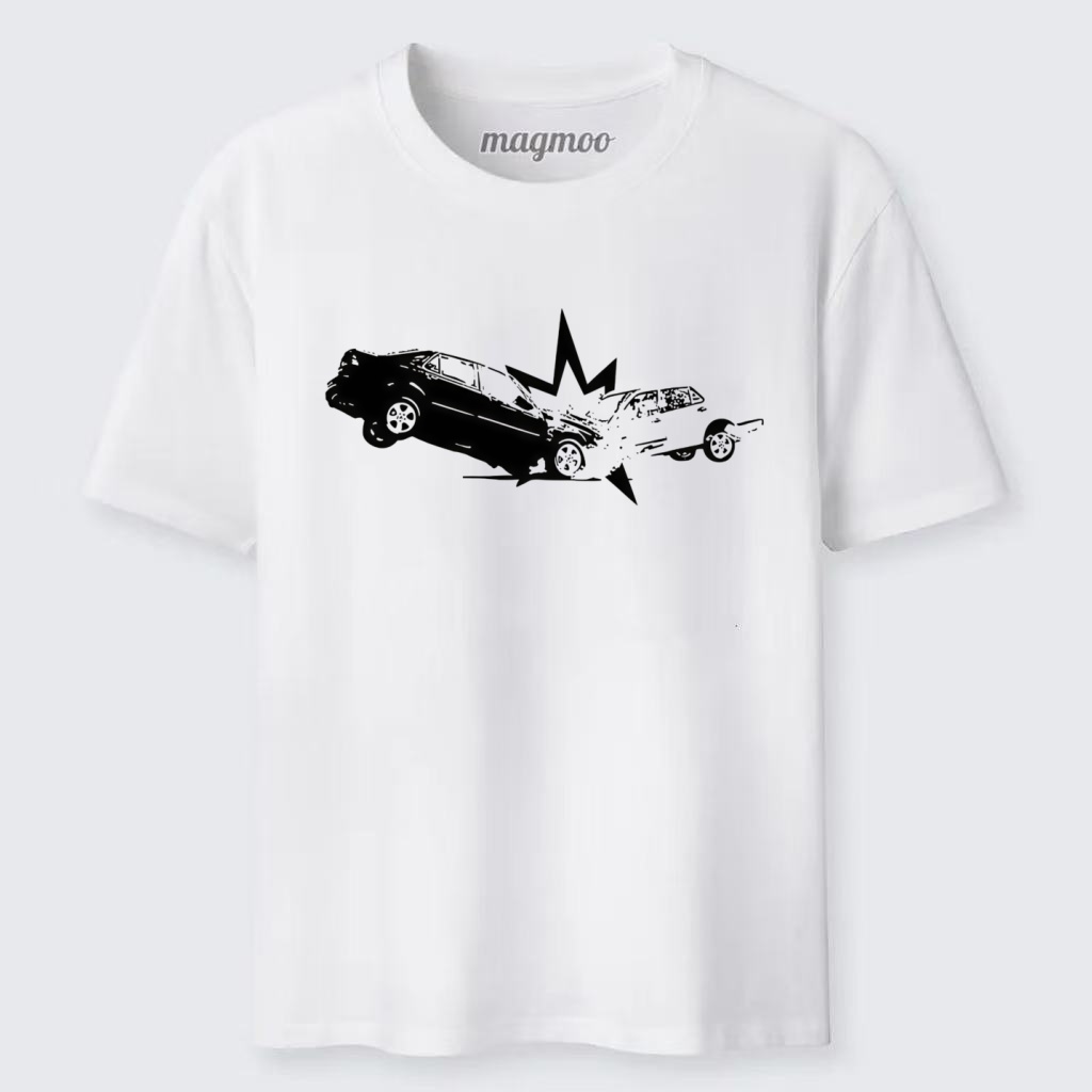 Magmoo Car Crash Street Classic T-shirt